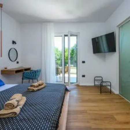 Villa Jasmina By Guide Sisan